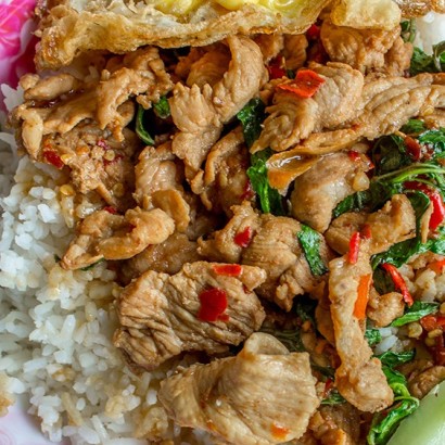 Basil Stir-fried duck served with rice